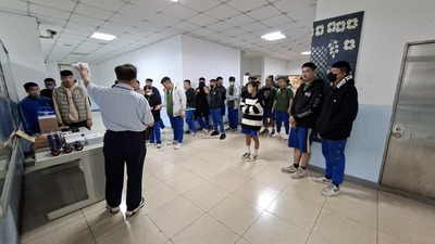 中興商工師生課程交流體驗活動圖片